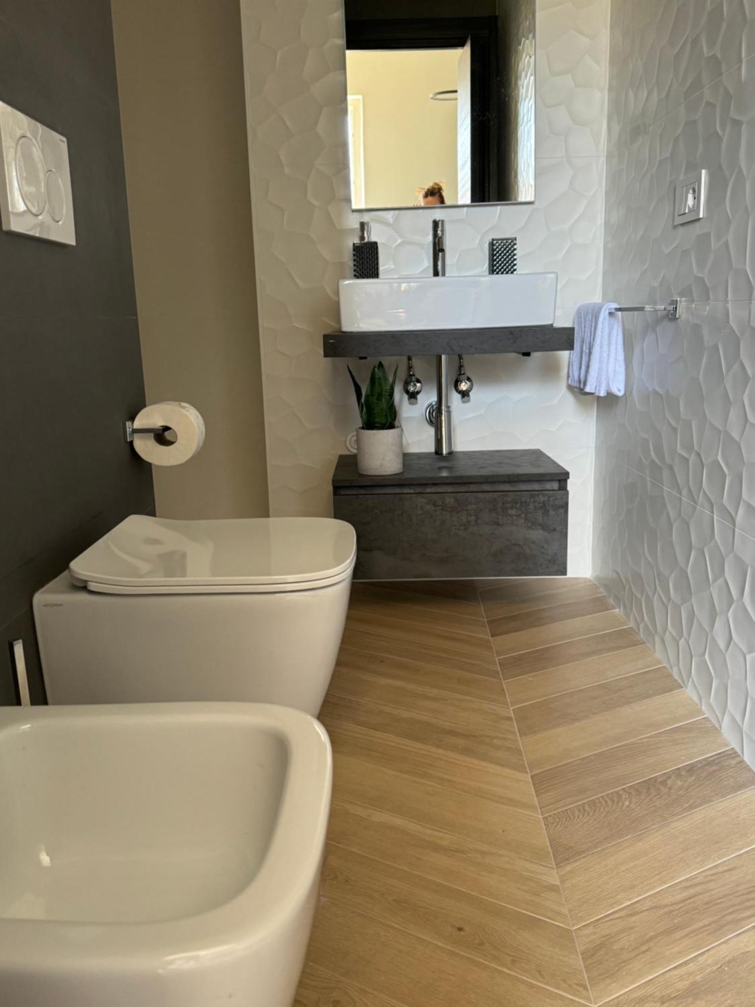 Sky Luxury Rooms Nettuno Eksteriør billede