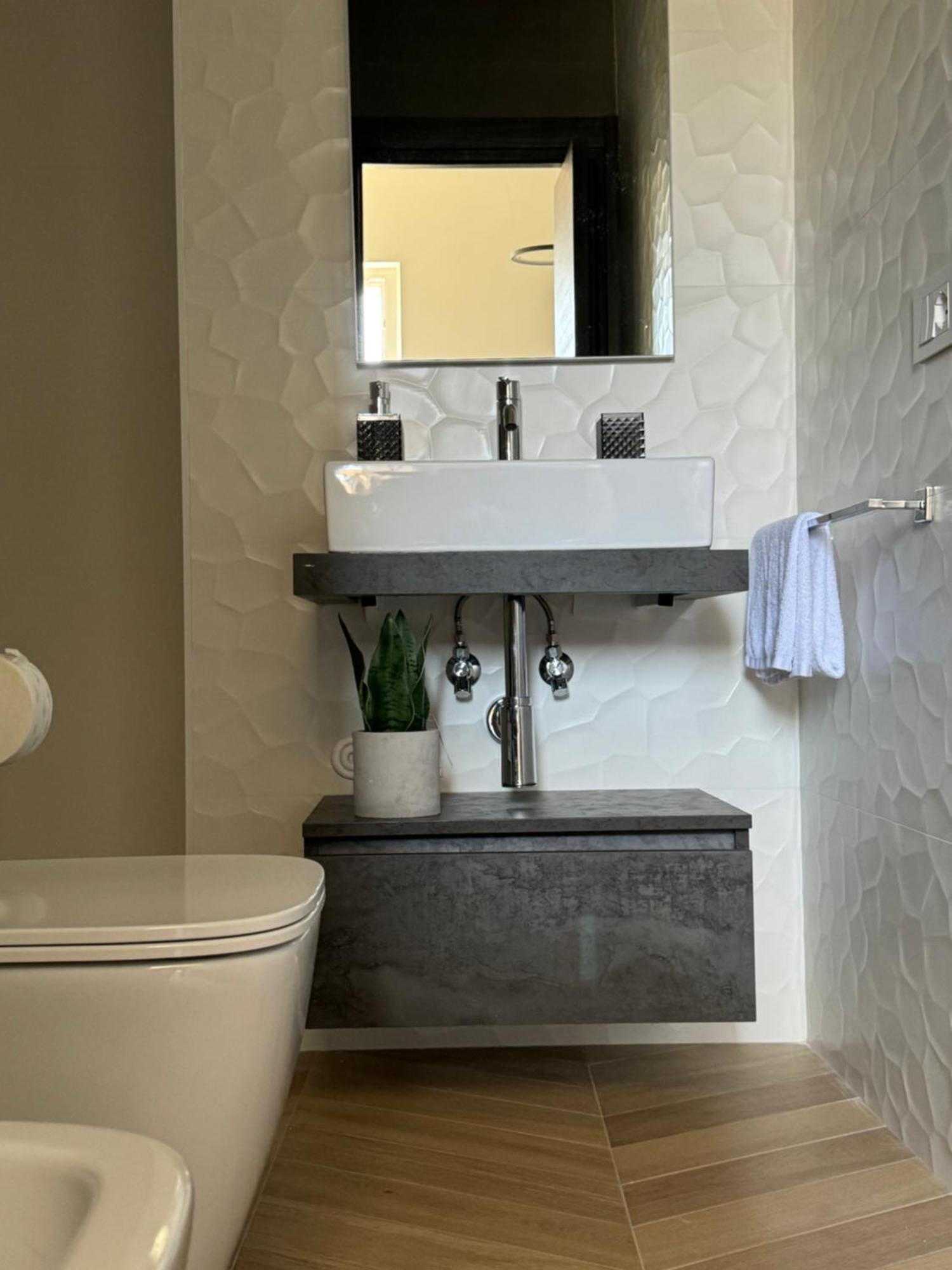 Sky Luxury Rooms Nettuno Eksteriør billede